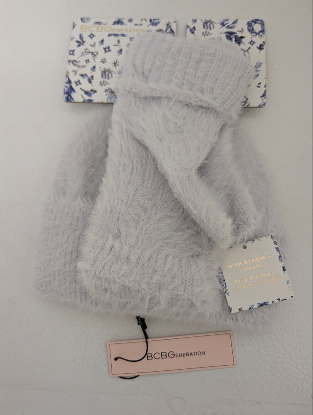 BCBGenerationwomens Lilac Fuzzy Hat And Arm Warmers Set